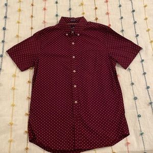 American eagle short sleeve button down